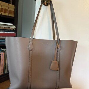 BRAND NEW!! TORY BURCH Perry Triple Compartment Leather Tote Clam Shell Taupe